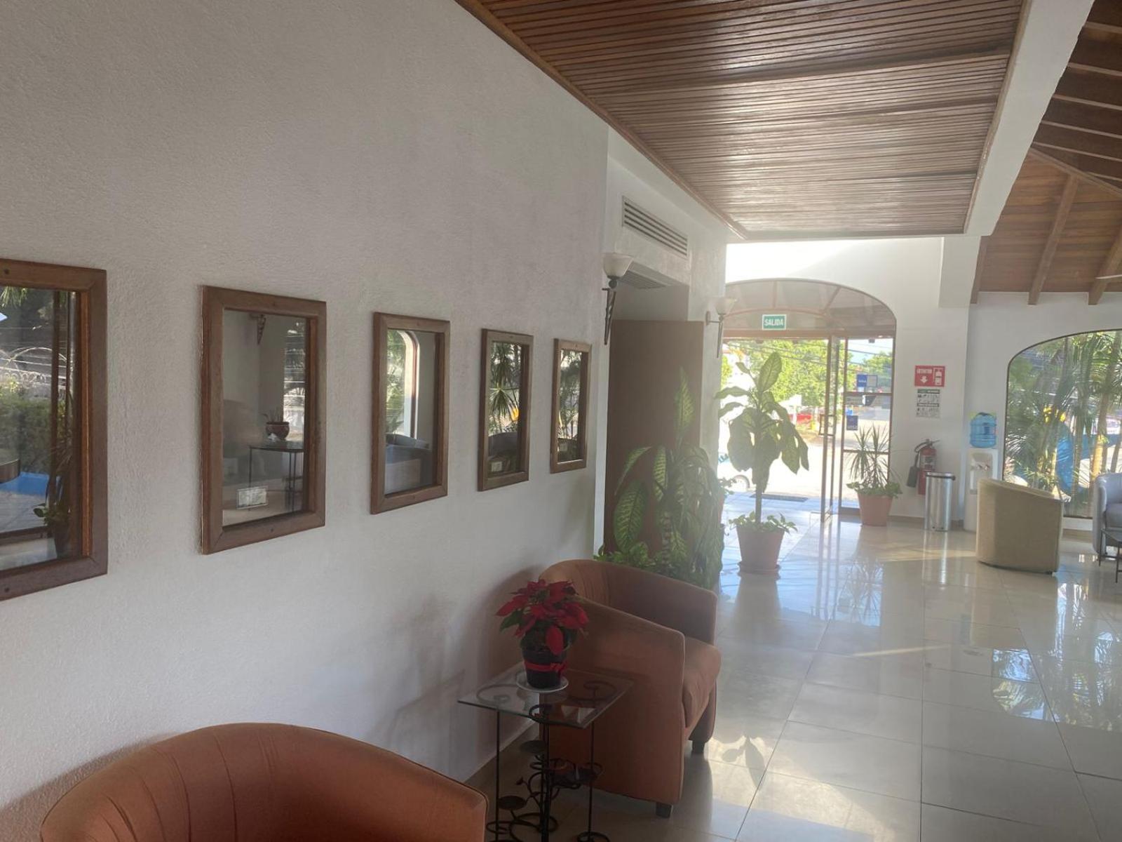 Hotel Pez Vela Manzanillo Exterior photo
