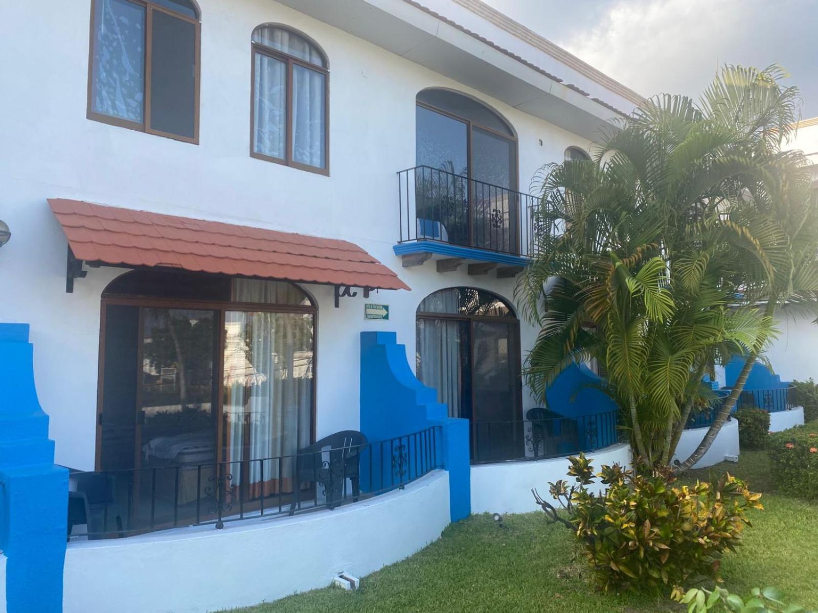 Hotel Pez Vela Manzanillo Exterior photo