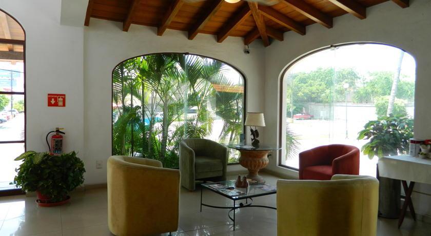 Hotel Pez Vela Manzanillo Exterior photo